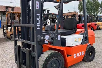 黑河市工程機(jī)械租賃服務(wù)全解析 叉車、汽車吊與直臂車的選擇與應(yīng)用